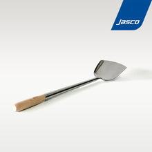 Load image into Gallery viewer, ตะหลิวจีน ด้ามไม้ Chinese Spatula
