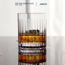Load image into Gallery viewer, แก้วร็อค Rock glass, New lambda
