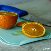 Load image into Gallery viewer, เขียงพลาสติก งอได้ Scratch-Proof Bar Board Cutting Board
