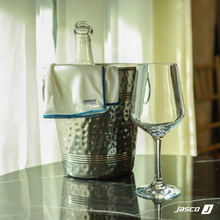 โหลดรูปภาพลงในเครื่องมือใช้ดูของ Gallery ผ้าเช็ดทำความสะอาดแก้วไวน์ Cleaning cloth-wine glass
