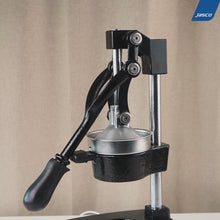 Load and play video in Gallery viewer, ที่คั้นน้ำผลไม้ Citrus Juicer
