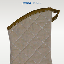 Load image into Gallery viewer, ถุงมือผ้าทนความร้อน 1ข้าง Oven Mitt
